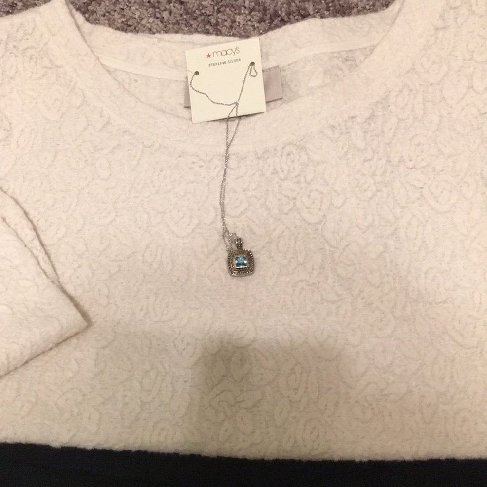 NWT sterling silver pendant
